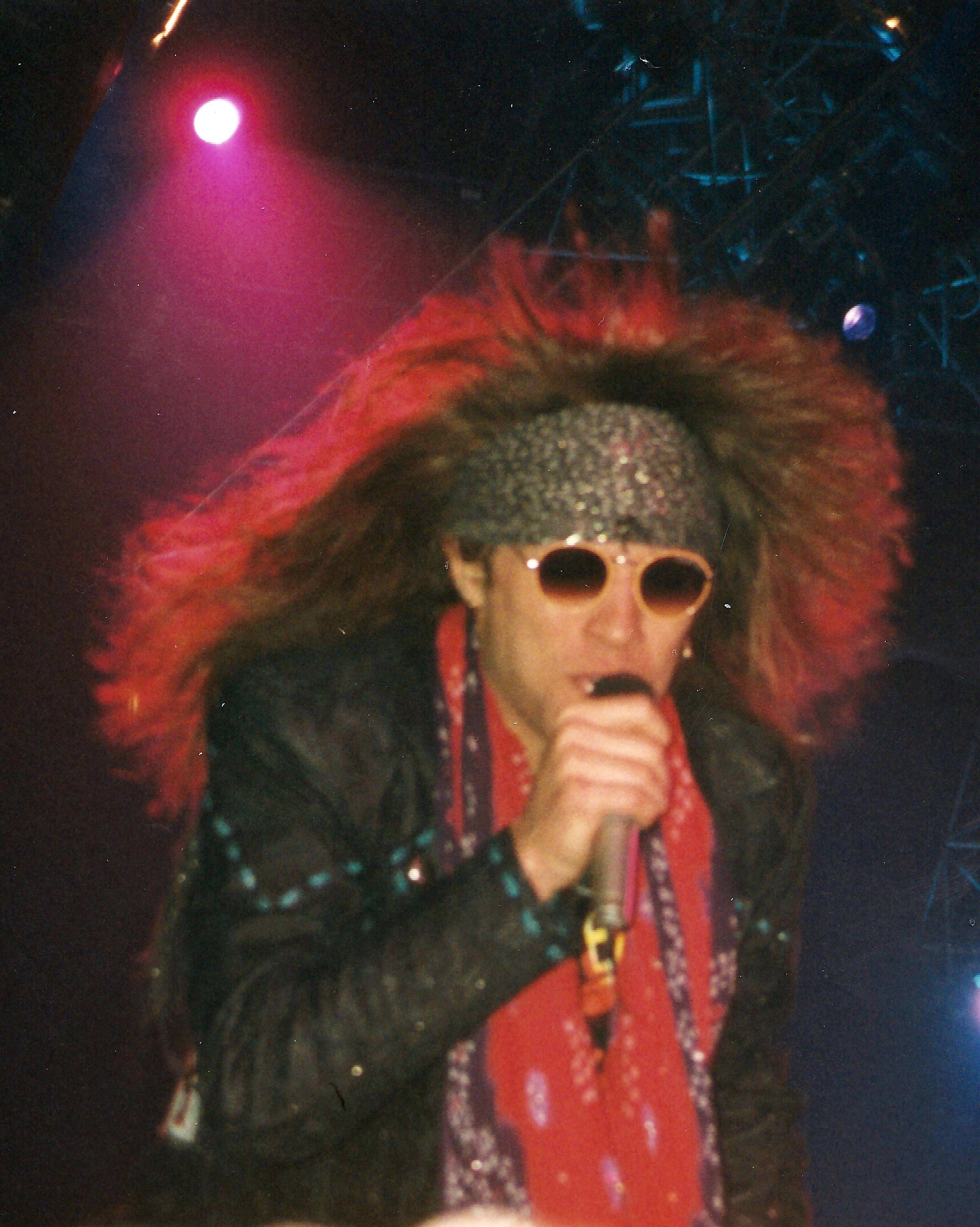 Bon Jovi live! 写真集 Jon Bon Jovi Live Wembley Arena 1990 – Every record tells a story